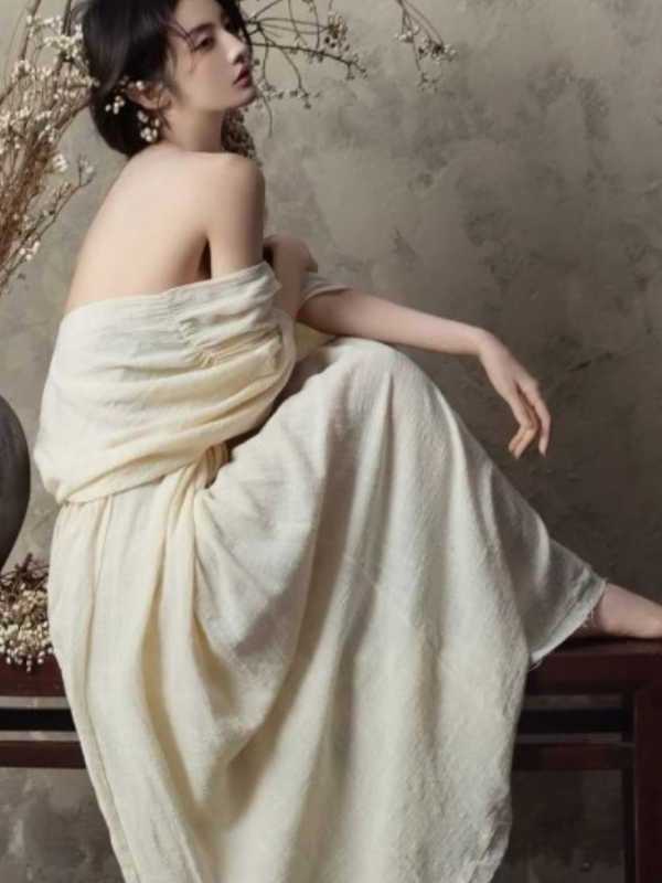 Artistic Retro Oil Painting Th - đánh giá và giá Photography Studio